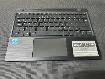 Acer Aspire One 11 A01-132-C4RS Üst Kasa + Touchpad + Klavye 