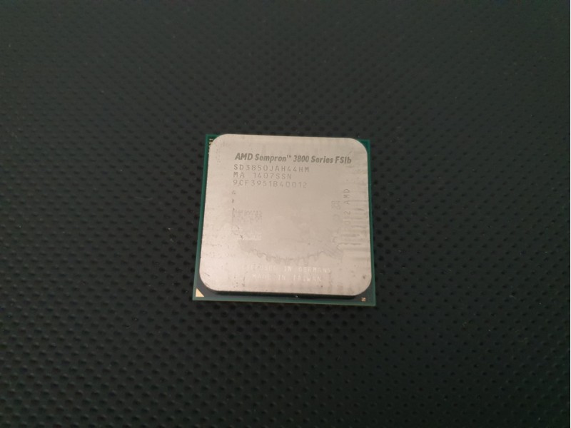 AMD Sempron 3800 Series FSIb İşlemci AMD Sempron 3800 Series FSIb İşlemci
