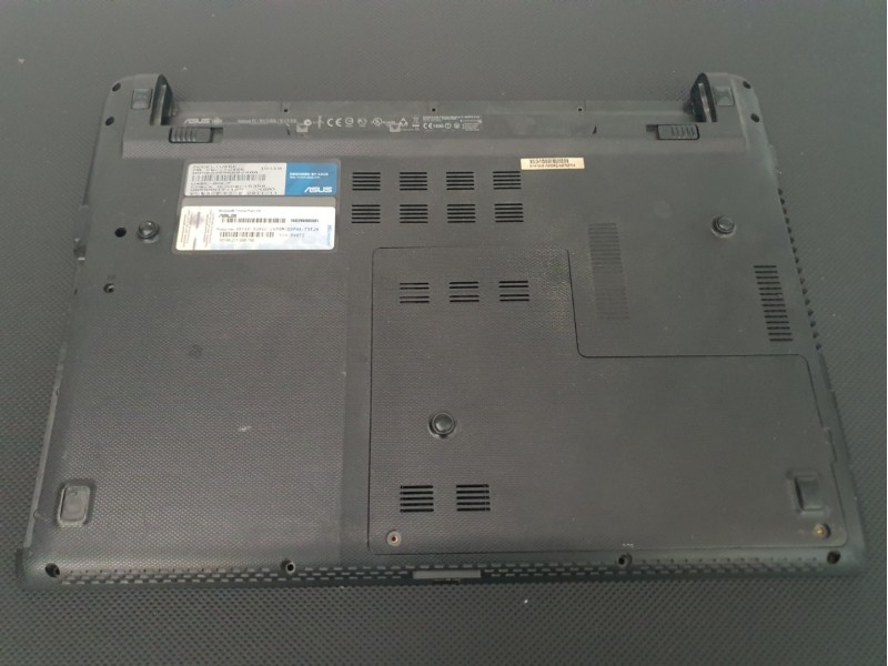 Asus U46E BAL7 Alt Kasa Asus U46E BAL7 Alt Kasa
