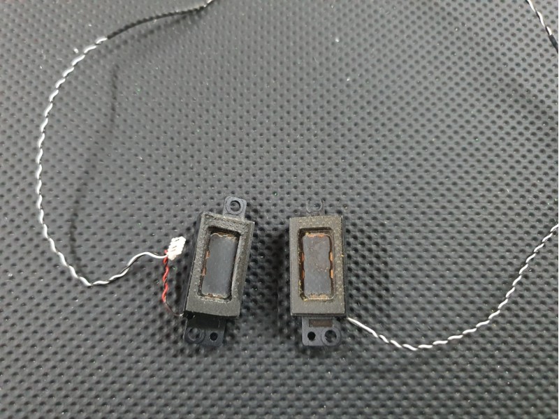 Asus ZenBook 14 UX431FA-FN  Hoparlör