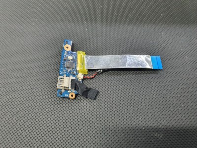 Asus ZenBook UX32 UX32V UX32VD Rev. 2.2   SD Card + Usb  Board