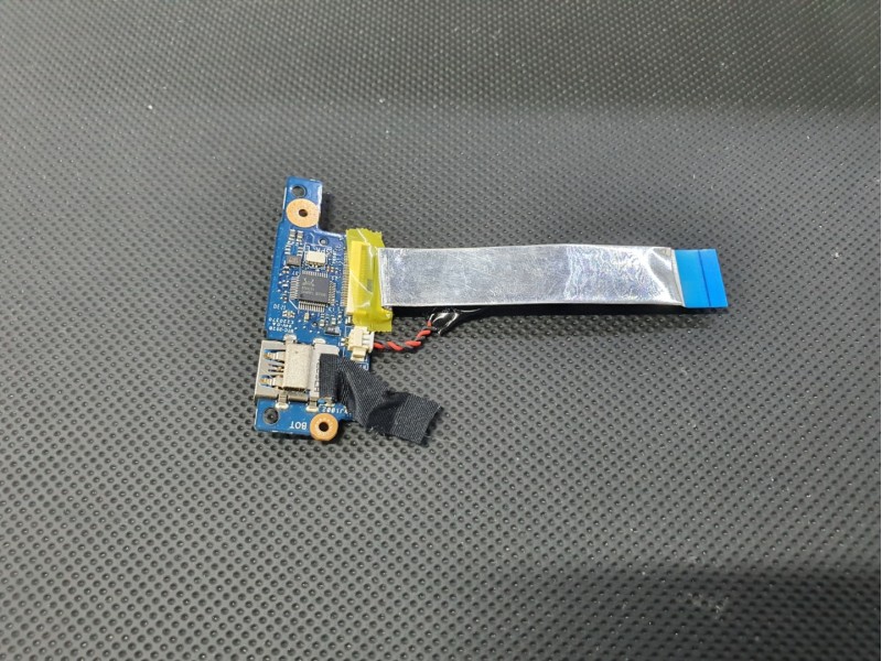 Asus ZenBook UX32 UX32V UX32VD Rev. 2.2   SD Card + Usb  Board