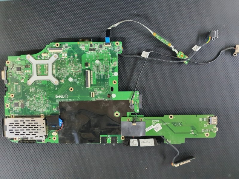 DELL VOSTRO 1015 - 7670  DAVM9MMB6GO Rev. G PWB P/N X305R  Anakart + İşlemci ( SLGLL )