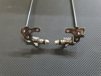 HP Pavilion G6 2000 Menteşe