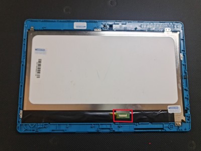 Hometech M1106BFP  Ekran 