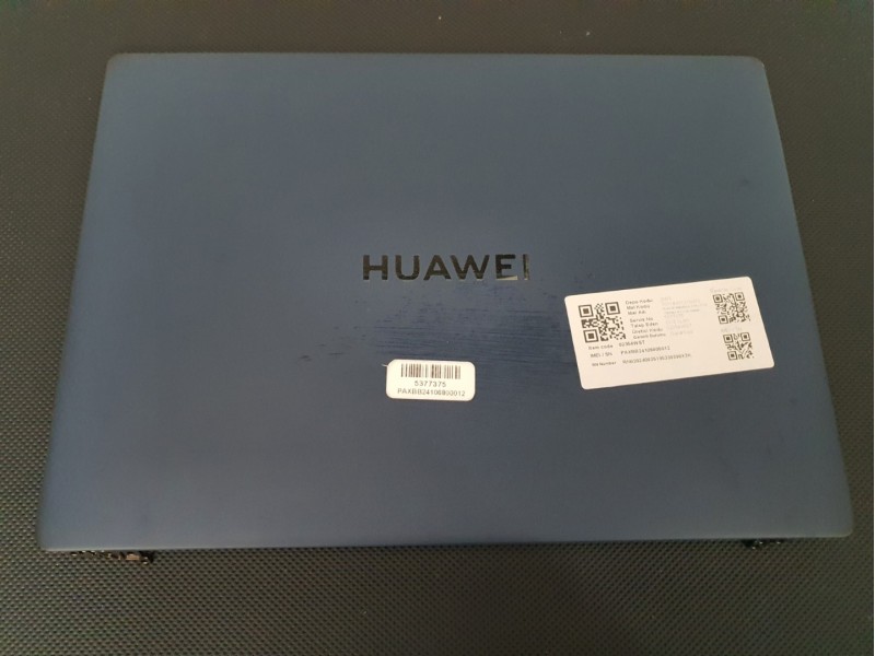 Huawei MateBook X Pro Ekran Cover + Menteşe Huawei MateBook X Pro Ekran Cover + Menteşe