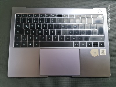 Huawei MateBook X Pro  Üst Kasa + Klavye + Touchpad + Power Buton +  Ekran Cover + Menteşe + Menteşe Çıtası