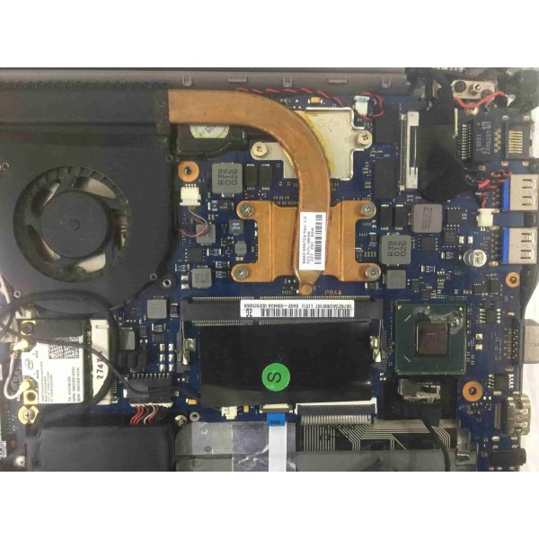 Samsung NP530U4B NP530U4C i5-2 Nesil İşlemcili 1GB AMD Ekran Kartlı Anakart
