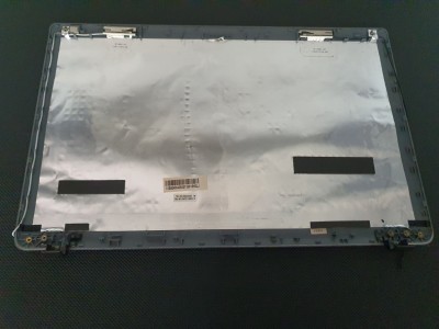 Lenovo İdeapad Z570 Z575 Ekran Cover ( Siyah )