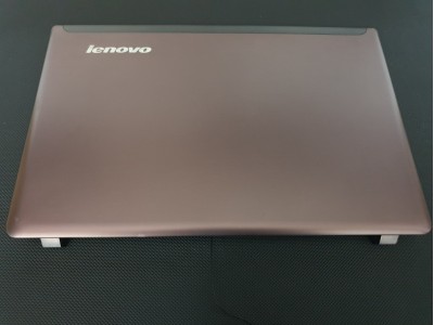 Lenovo İdeapad Z570 Z575  Ekran Cover ( Açık Kahve )