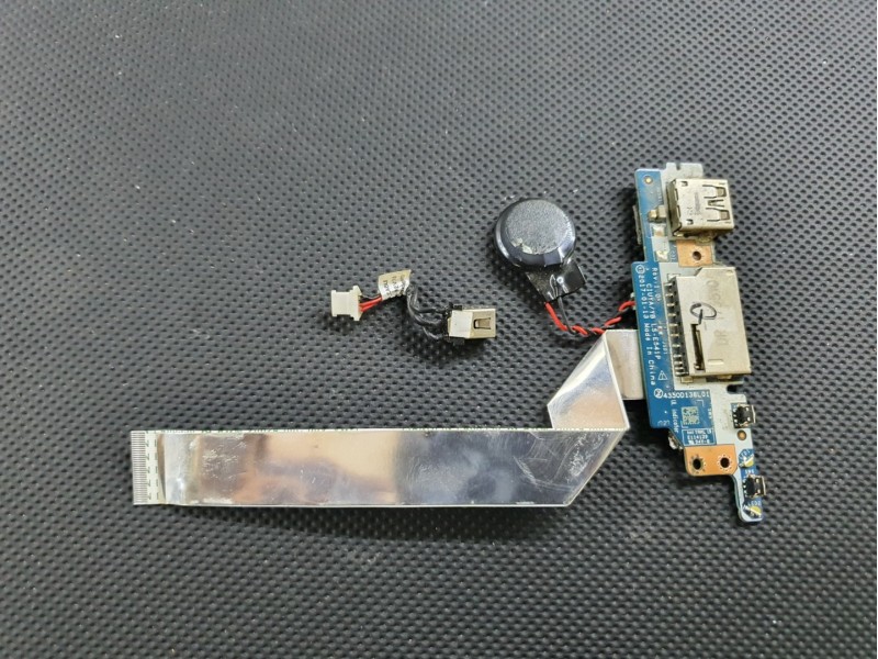Lenovo Yoga 520-14IKB Usb SD Card Board + Power Jack