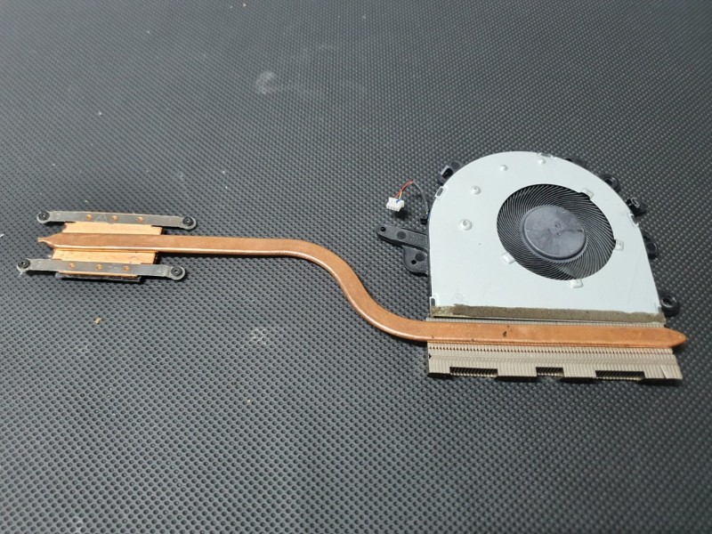 Lenovo ThinkPad  S145-15AST Soğutucu Blok + Fan