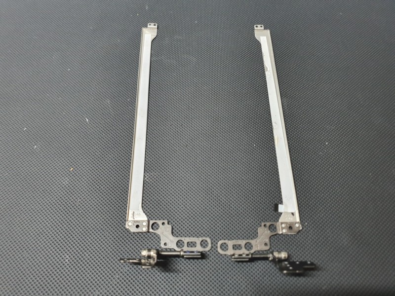 Lenovo ThinkPad S145-15AS Menteşe