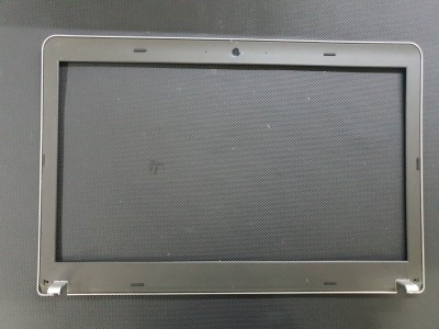Lenovo Thinkpad Edge E540 Bezel