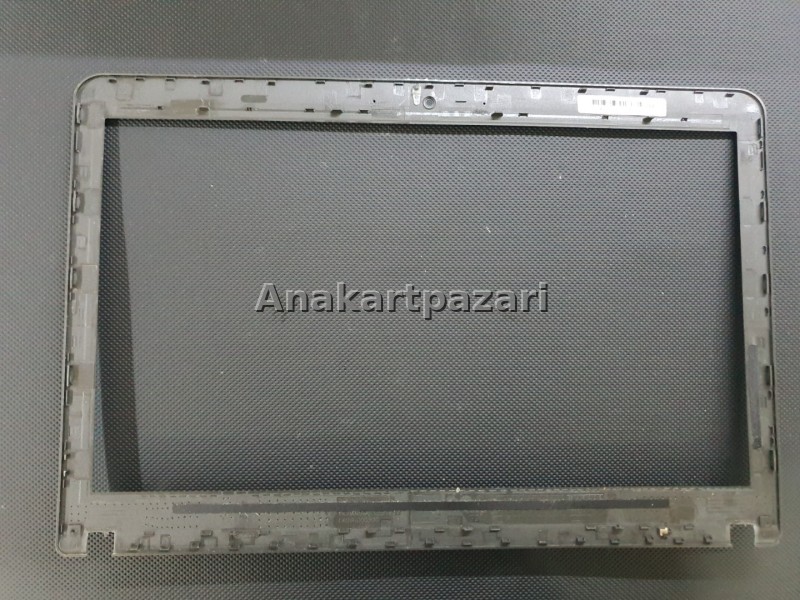 Lenovo Thinkpad Edge E540 Bezel