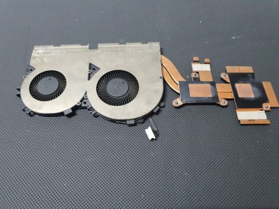 Lenovo İdeapad 700 - 15ISK Soğuıtucu Blok + Fan