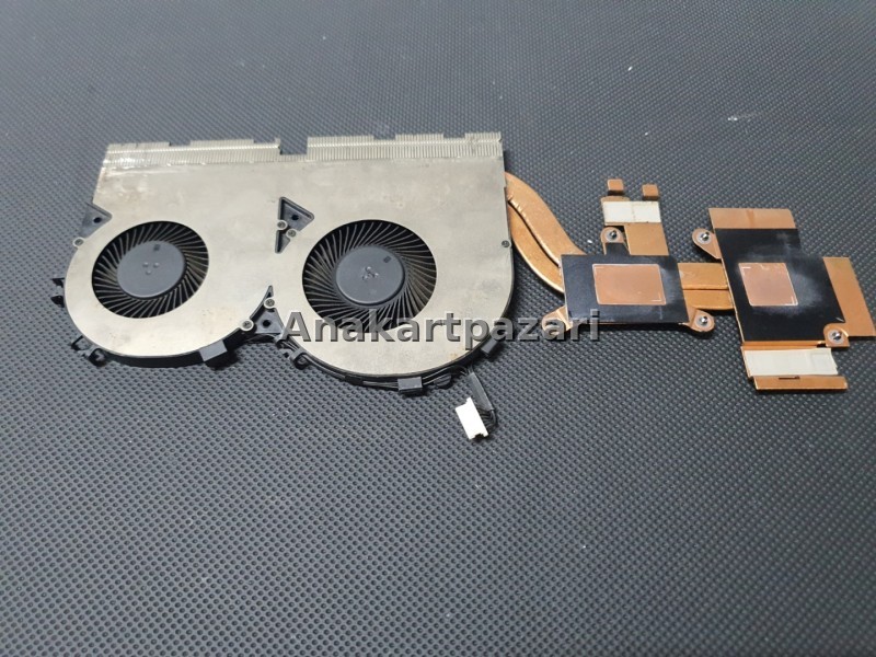 Lenovo İdeapad 700 - 15ISK Soğuıtucu Blok + Fan