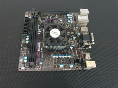 MSİ MS - 7865 Ver. 2.1 AM1l AMD ITX  DDR3 Anakart + CPU Fan