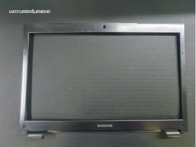 Samsung 700G NP700G7C Bezel
