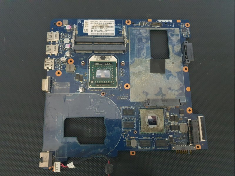 Samsung NP350V5C NP355V5C NP350C4C Anakart 2 GB Ekran Kartlı QMLE4 LA-8863P Rev:2.0 + AMD A4-4300M İşlemci