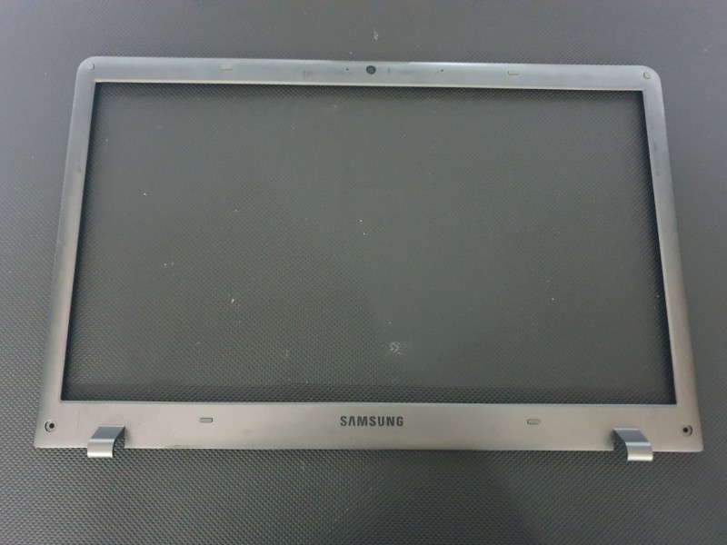 Samsung Np350V5C Np355E5C Np355V5C Bezel