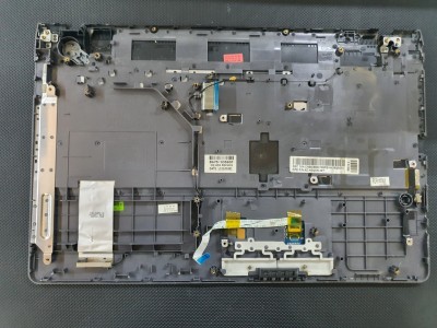 SAMSUNG NP300 NP300E5A NP300E5C NP300E5X Üst Kasa + Touchpad