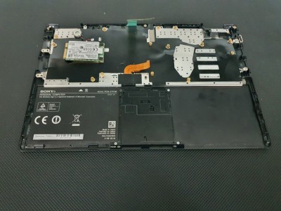Sony PCG 21111M VPCX11S1T Üst Kasa + Touchpad + Klavye 