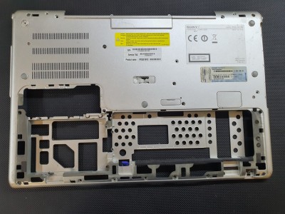 Sony VPCSE PCG-41414M Alt Kasa ( Silver )