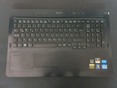 SONY PCG 81313M MBX243 Üst Kasa + Touchpad + Klavye 