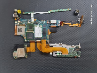 Sony PCG 4J1M VGN TX4XTP Anakart + 2 GB Ram + VGA . Audio, Wifi , Usb Board + Power Jack + Ethernet Kablosu + Power Butonu