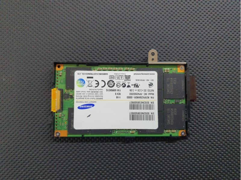Sony PCG 41314M 256 GB SSD  MZRPA256HMDR  /  MZRPA2560/0SO