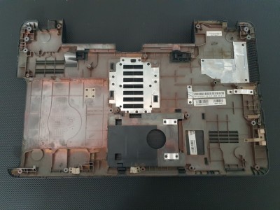 Toshiba Satellite C850 C855 L850 L855 Alt Kasa