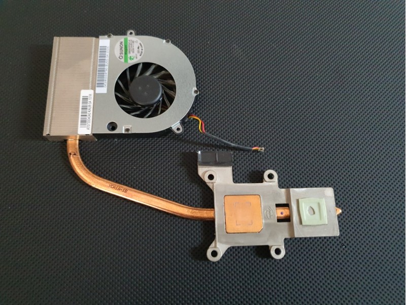 Toshiba Satellite L500 L500D L505 L505D Soğutucu Blok + Fan Toshiba Satellite L500 L500D L505 L505D Soğutucu Blok + Fan