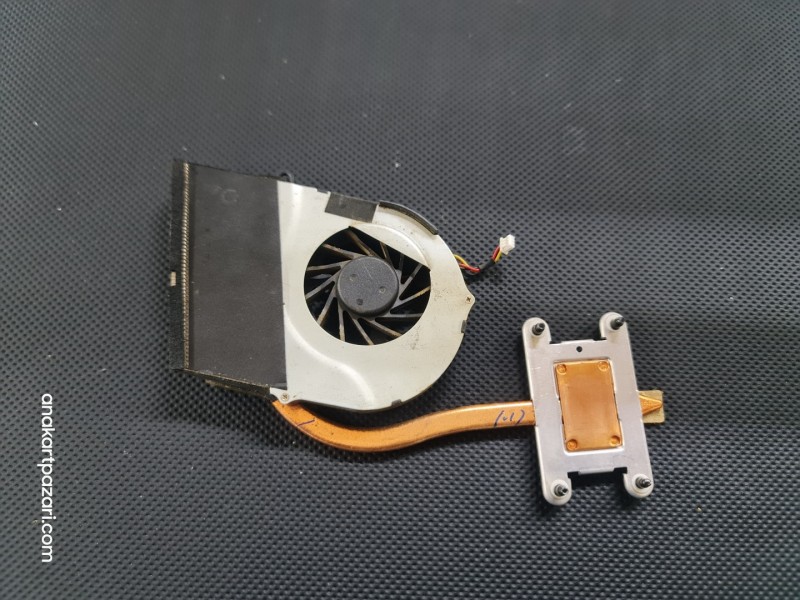Toshiba Satellite L750 L750D L755 L755D Soğutucu Blok + Fan