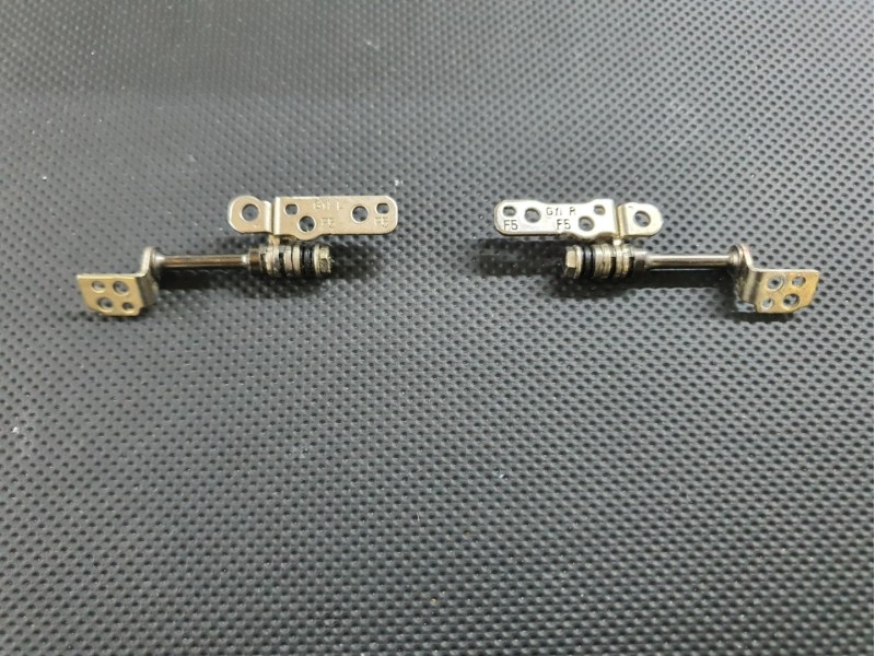 Toshiba Tecra Z40  Menteşe