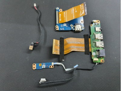 Toshiba Tecra Z40 Usb , EThernet , Audio Board + SD , Hdml Board + Power Jack + Power Board 
