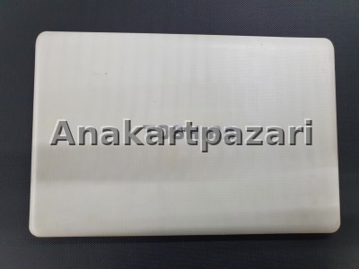 Toshiba Satelite C660 C665 Ekran Cover ( Beyaz )