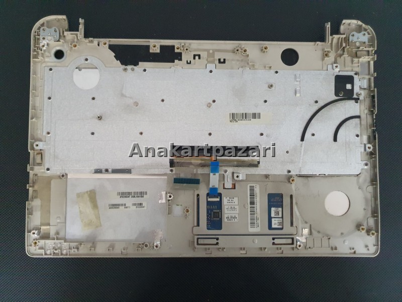 Toshiba Satellite L50 B C Üst Kasa , Klavye , Touchpad