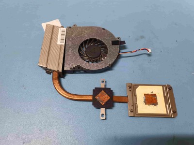Toshiba Satellite C650 C650D C655 C655D Soğutucu Blok + Fan