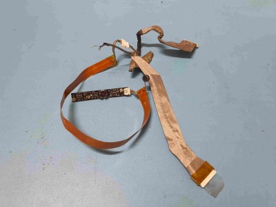 Toshiba Pro U400 Ekran Flex + Kamera Kablosu