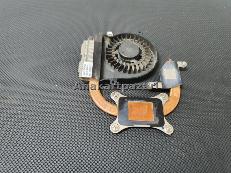Samsung Np300 Np300E5A Np300E5C NP300E5X Soğutucu Blok + Fan