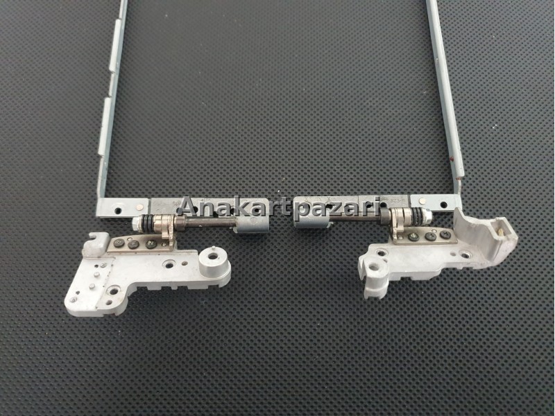 Toshiba A300 A305 U400 Menteşe