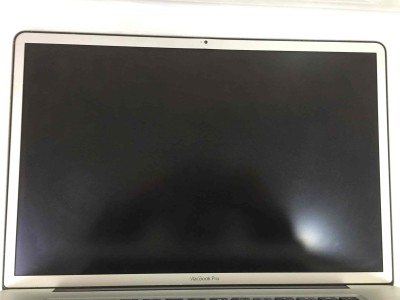 Apple Macbook Pro A1297 17''Ekran  ( Orjinal) + Full Set