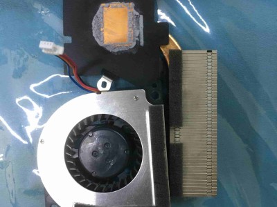 TOSHIBA R830 - 10F SOGUTUCU BLOK + FAN