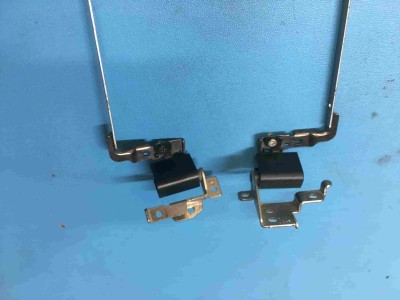 HP Compaq Presario CQ57 Menteşe