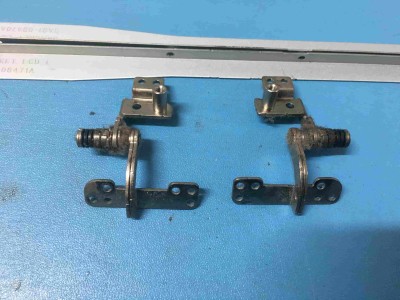 Samsung R580 Menteşe