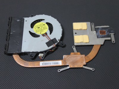 Lenovo Ideapad 300-15ISK 300-17ISK Soğutucu Blok + Fan