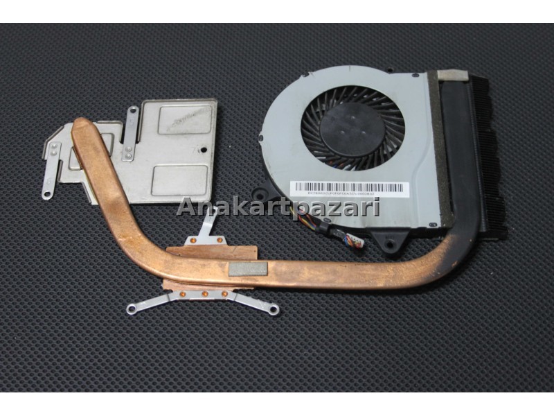 Lenovo Ideapad 300-15ISK 300-17ISK Soğutucu Blok + Fan