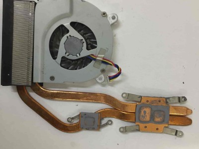 Toshiba Satellite U500 U505  Soğutucu Fan + Soğutucu Blok