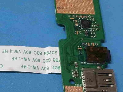 Asus X555DG USB Audio SD Card Reader IO Board Rev 2.0 Asus X555DG USB Audio SD Card Reader IO Board Rev 2.0